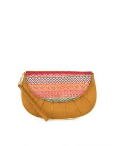 Pitaraa Women Mustard Clutch