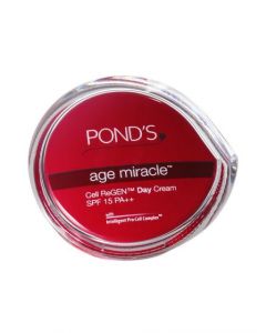 Ponds Age Miracle Day Cream SPF 15